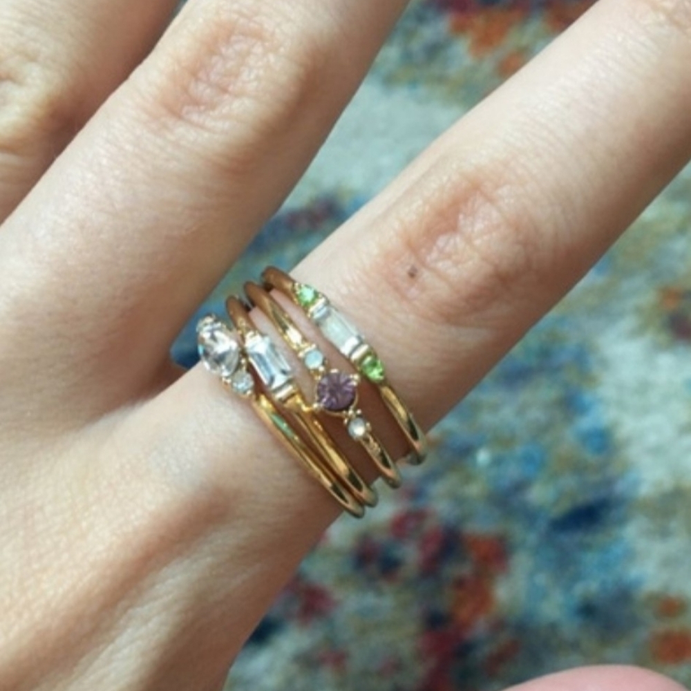 NWT 4 piece 18 k gold plated Women's Ring Set - Picture 10 of 15